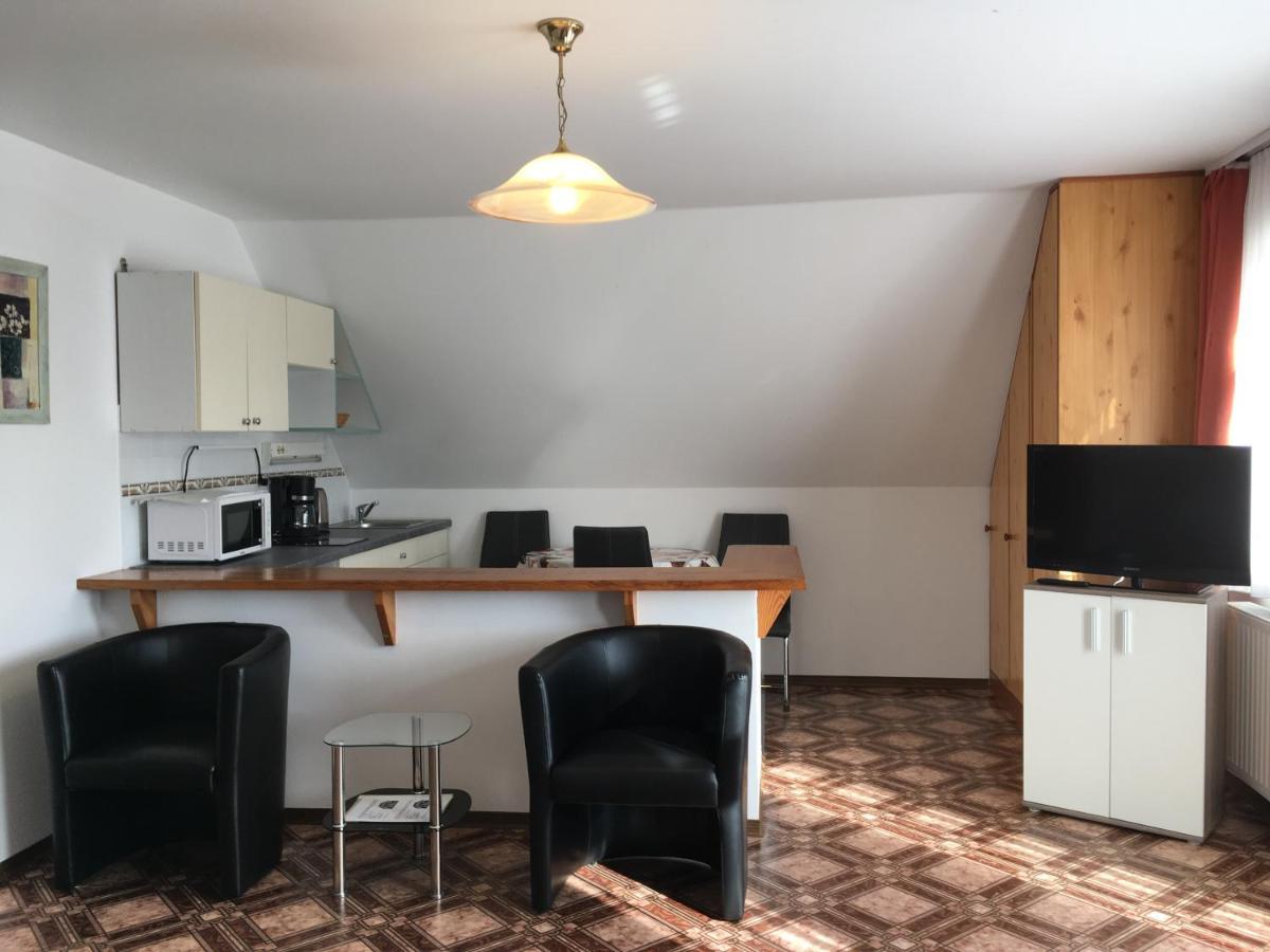 Gitta Apartman Бік Екстер'єр фото
