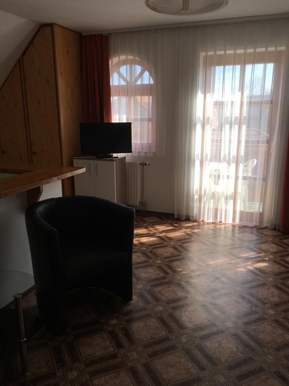 Gitta Apartman Бік Екстер'єр фото